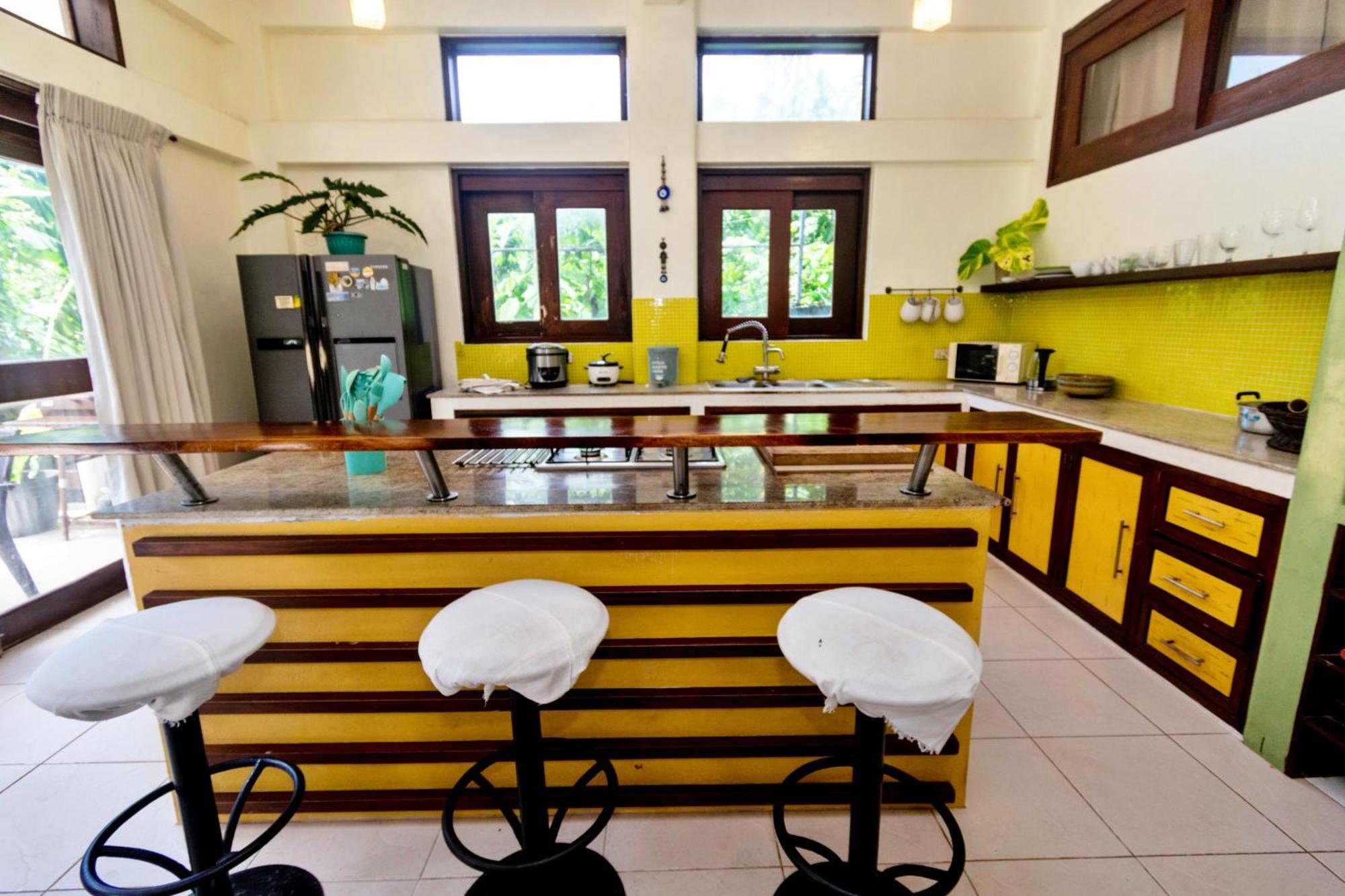 Babosam Apartments Boracay Island Exterior photo